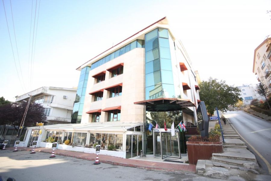 Grand Nora Hotel