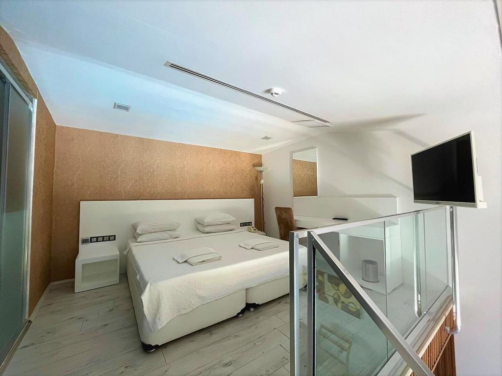 Rhapsody Hotel & Spa Kalkan ( +12 Adult Only)