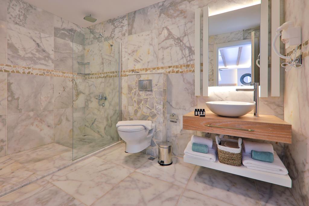 Kalkan Saray Suites ( +13 Adult Only)