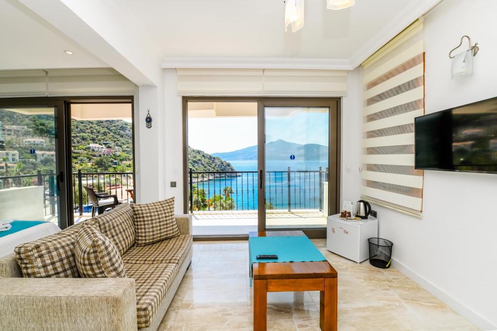 Hotel Kuluhana and Villas