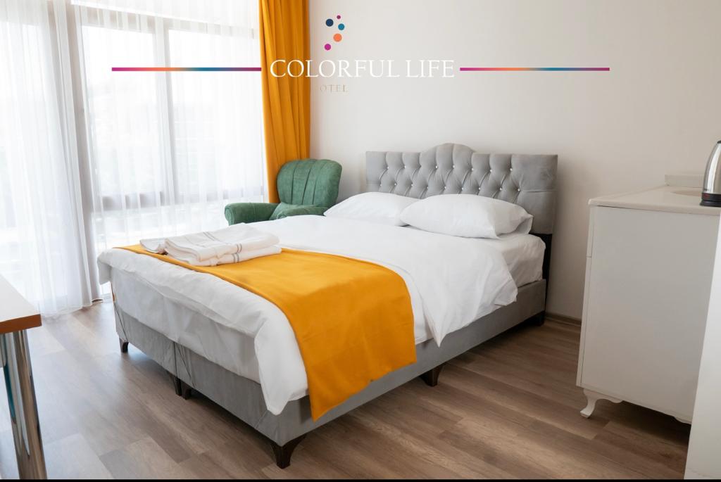 Colorful Life Hotel
