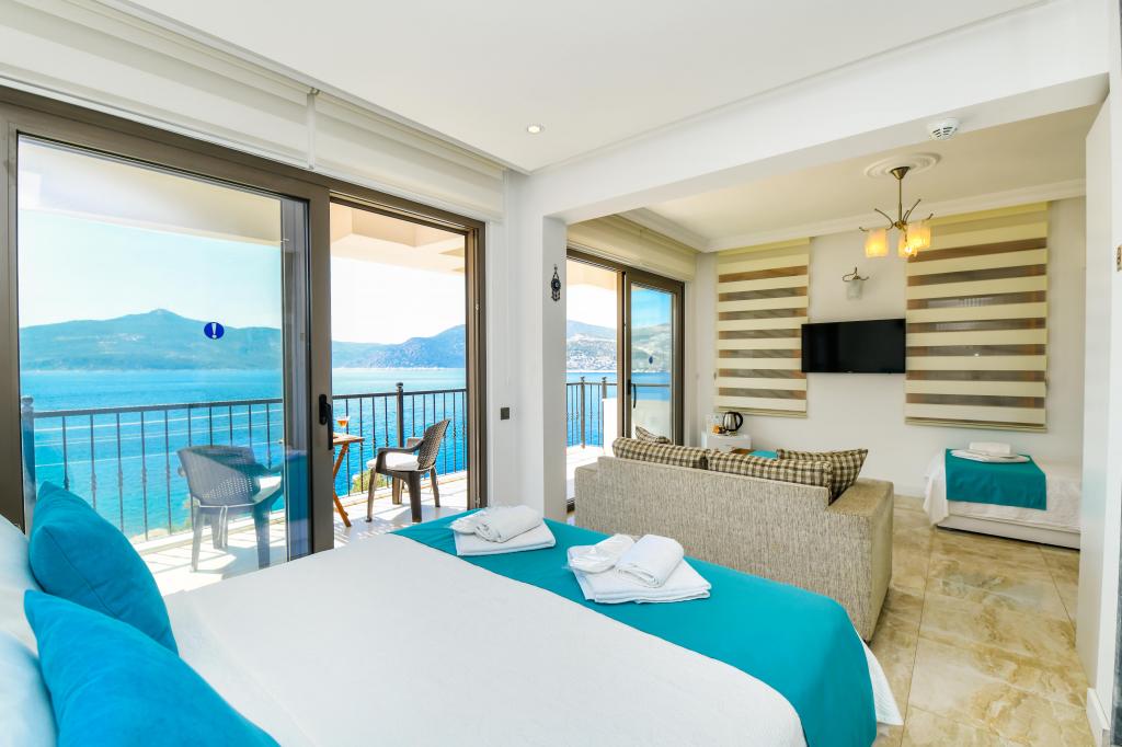 Hotel Kuluhana and Villas