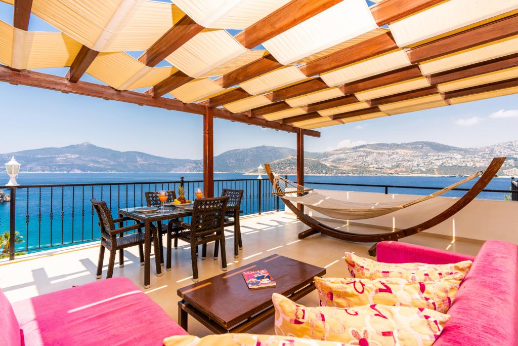 Hotel Kuluhana and Villas