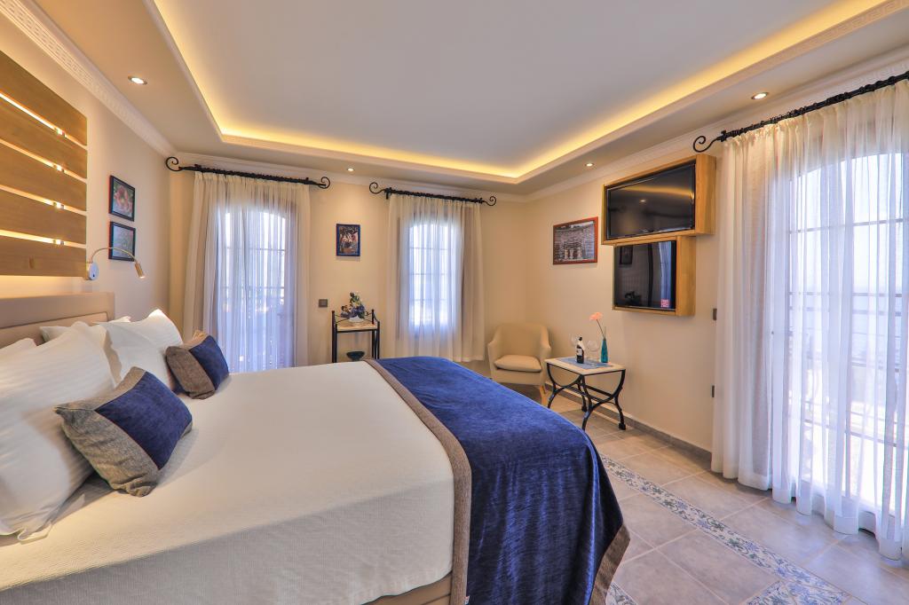 Hotel Hadrian Kaş (+12)