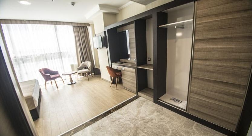 The Corner Hotel Sincan