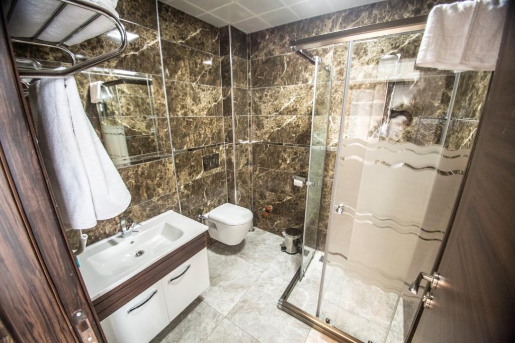 The Corner Hotel Sincan