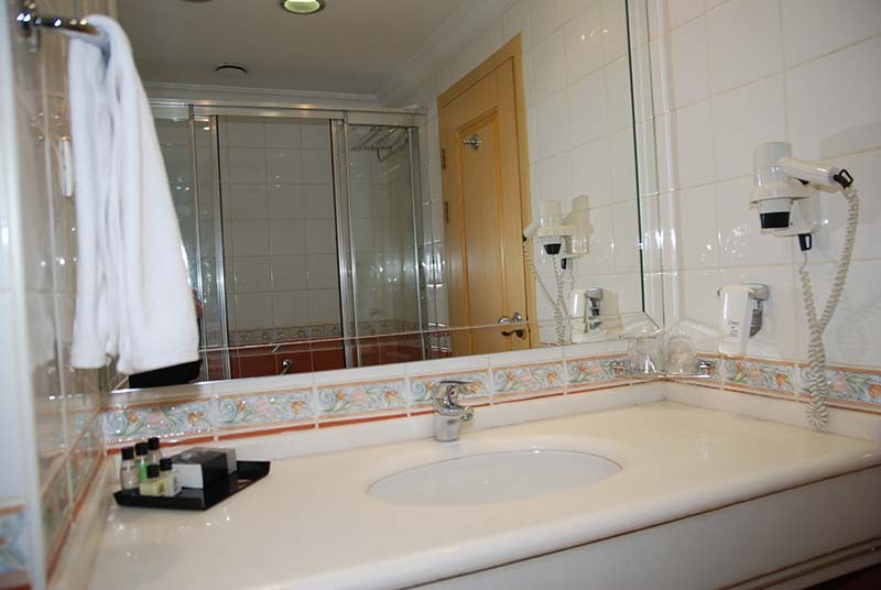 Akar International Hotels