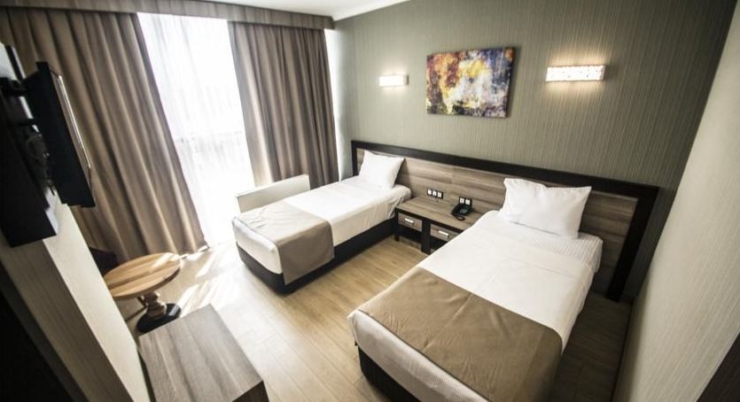 The Corner Hotel Sincan