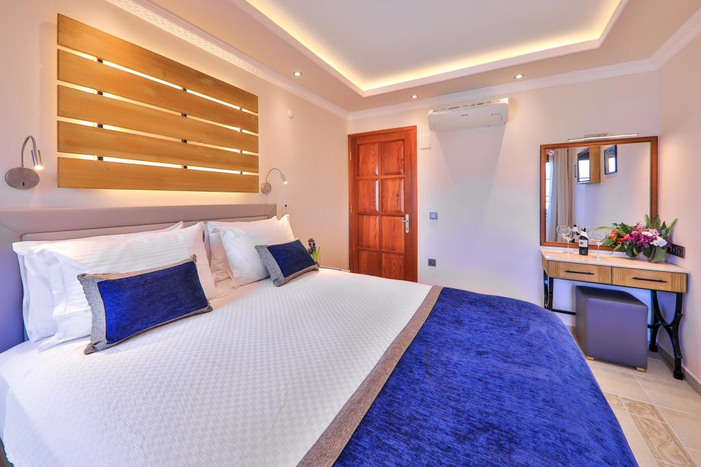 Hotel Hadrian Kaş (+12)