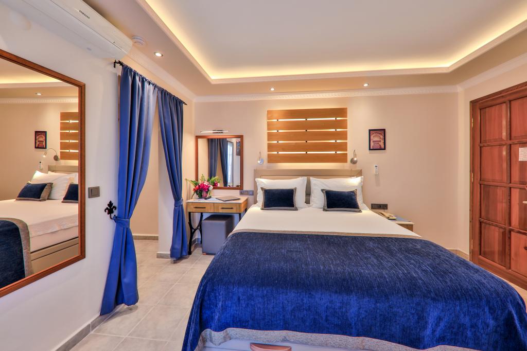 Hotel Hadrian Kaş (+12)