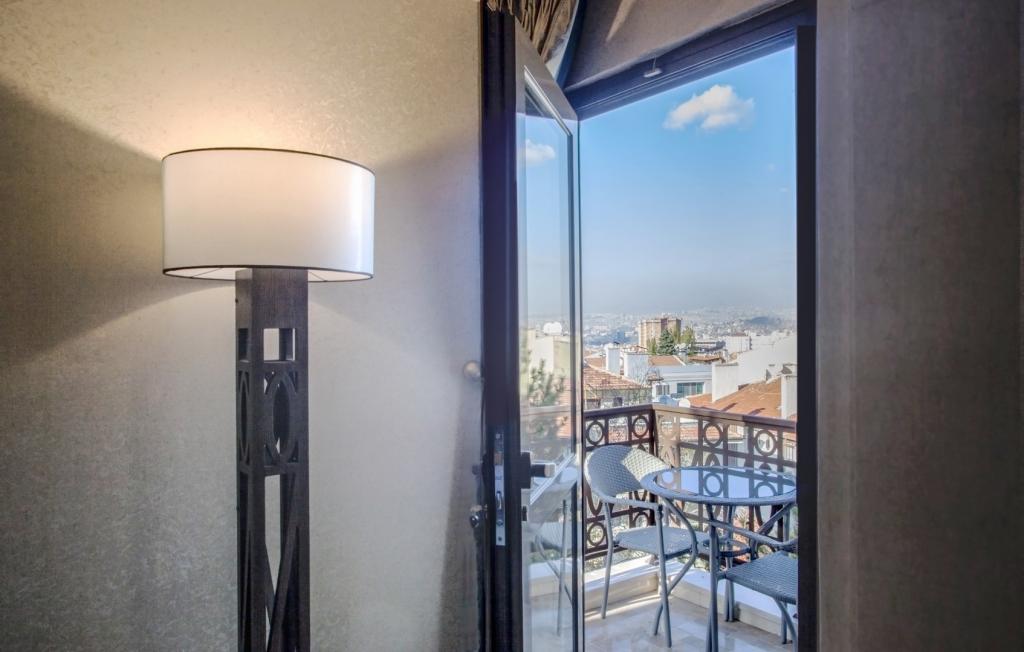 Cadence Design Hotel