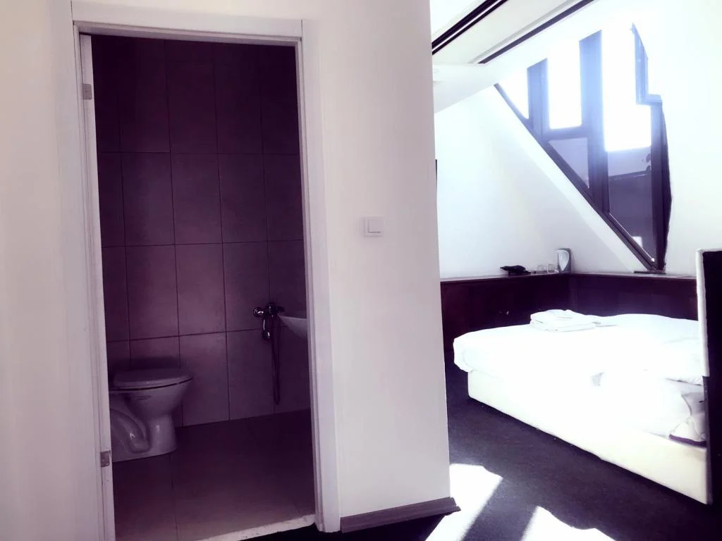 Colorful Apart Ankara