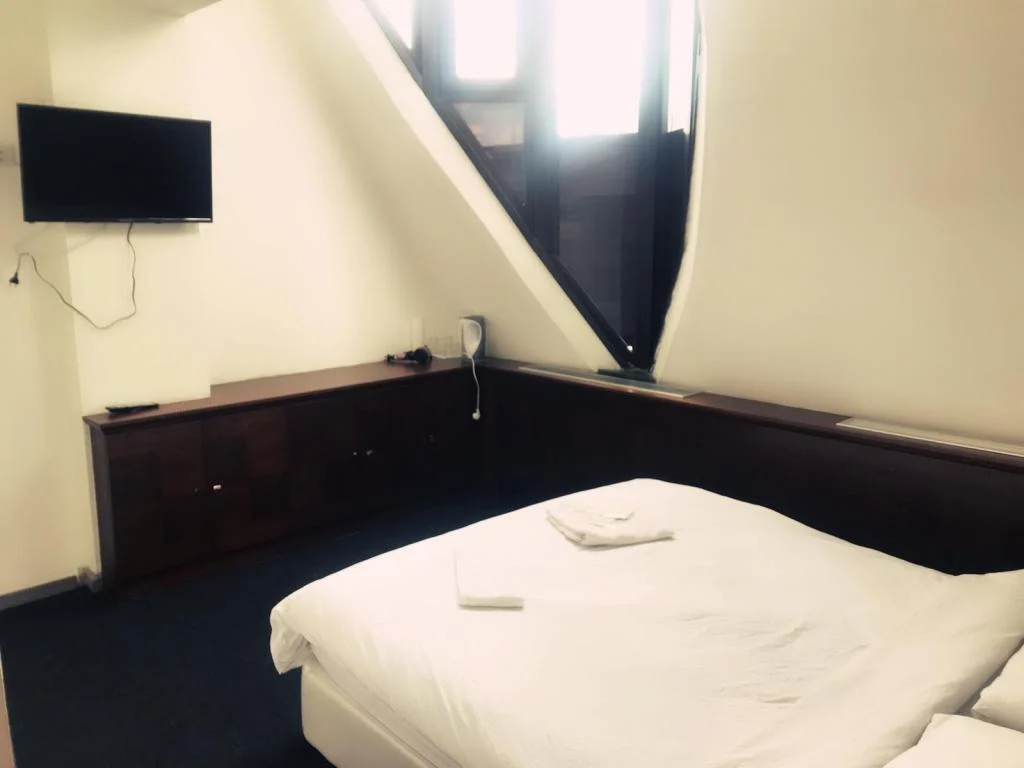 Colorful Apart Ankara