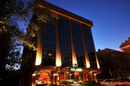 Class Hotel