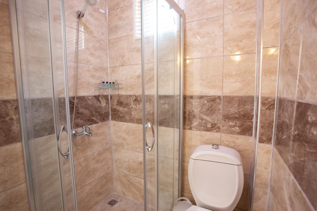 Papermoon Hotel And Apartments