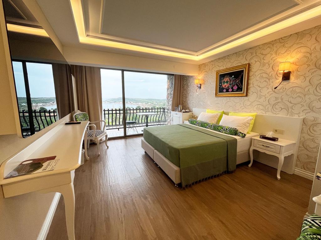 Assos Longevity Hotel (+12 ) yetiskin oteli