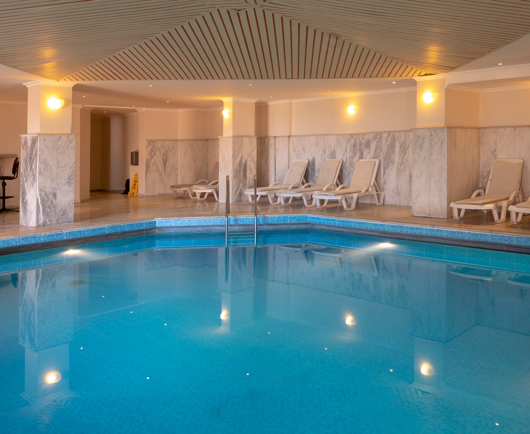 Assos Eden Gardens Hotel