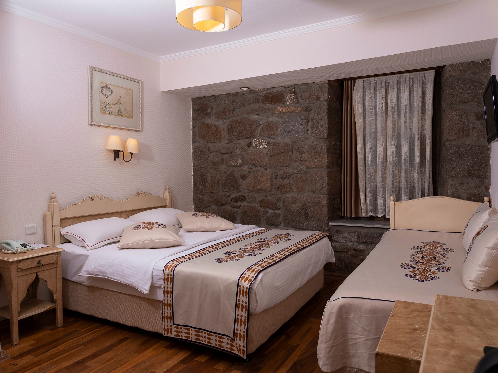 Assos Nazlıhan Hotel