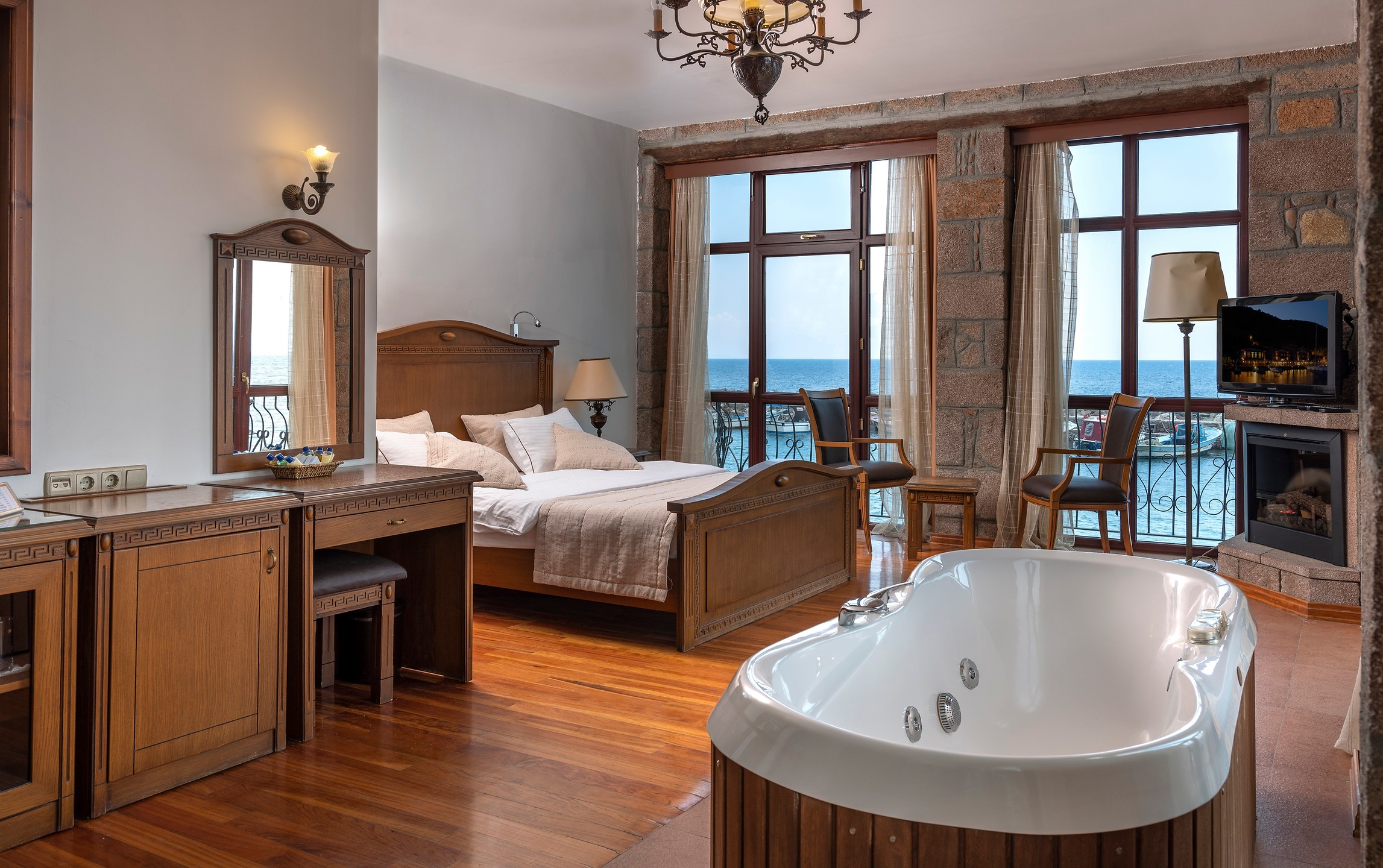 Assos Nazlihan Spa Hotel