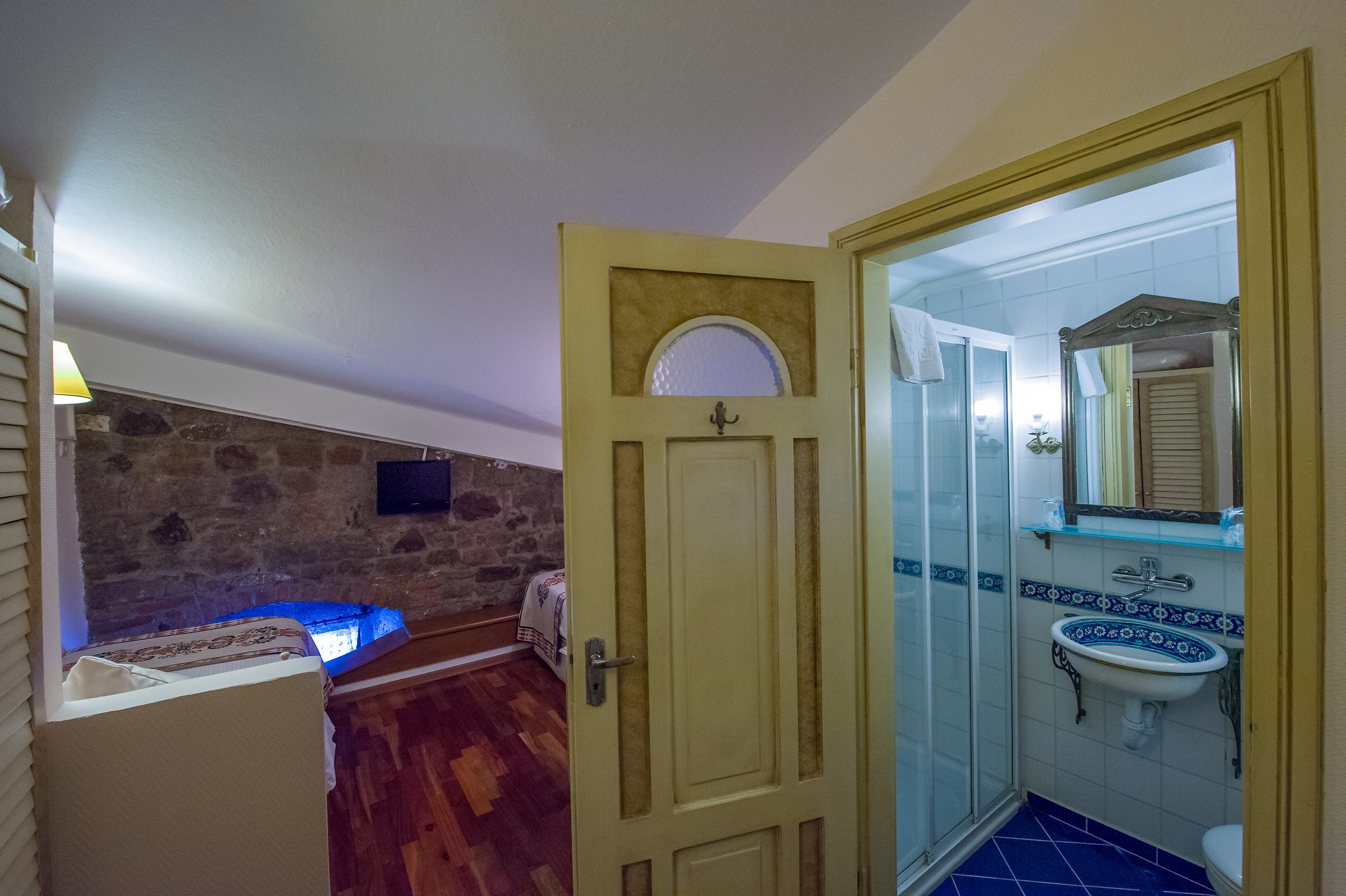 Assos Nazlıhan Hotel