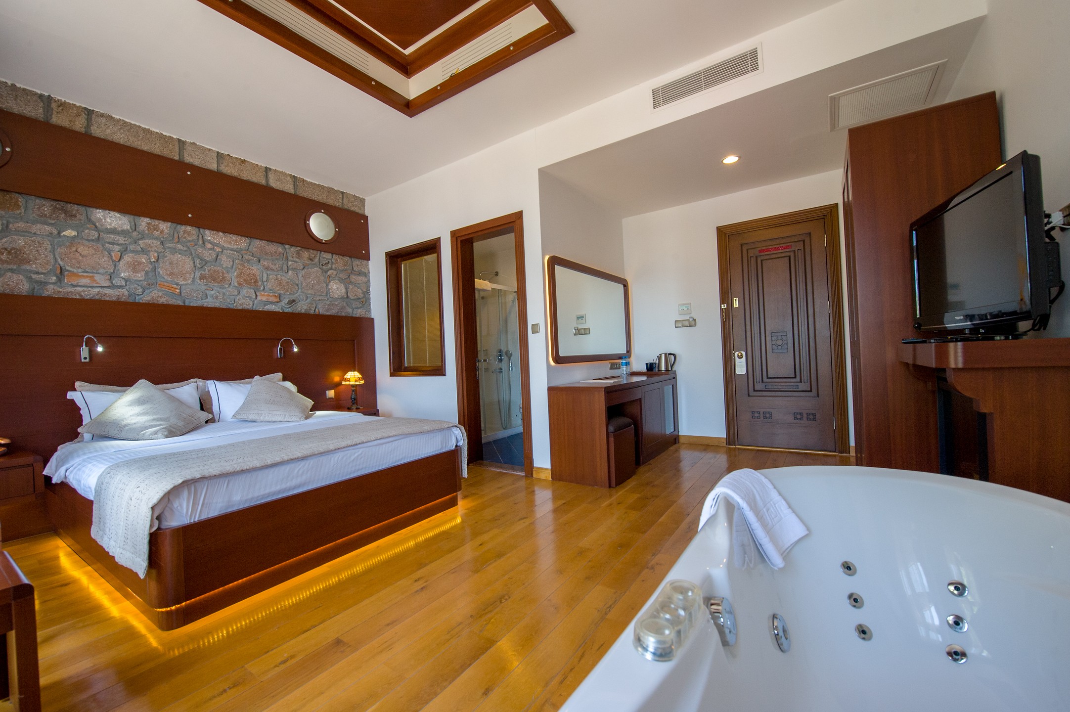 Assos Nazlihan Spa Hotel