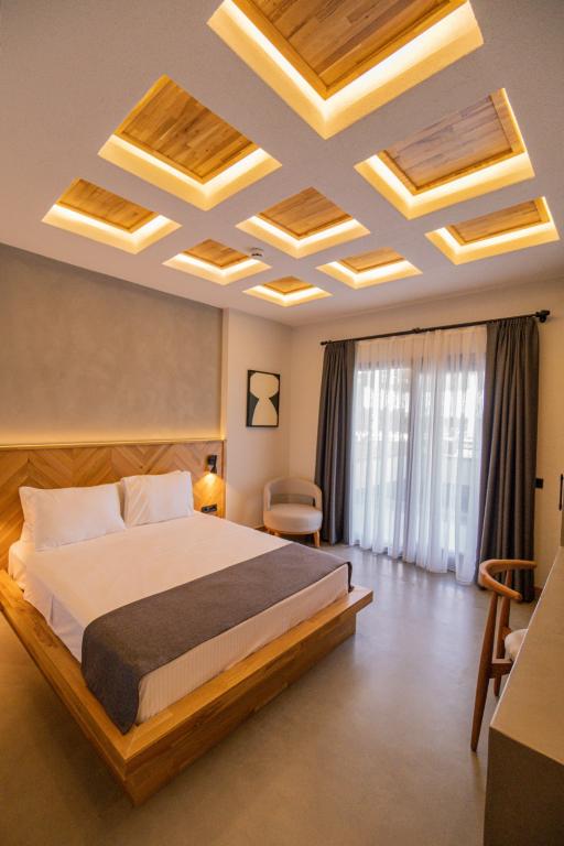 Leone Cunda Edition Otel(+12)