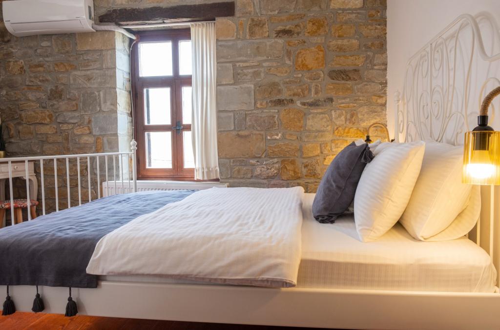 Salkım Butik Gökçeada