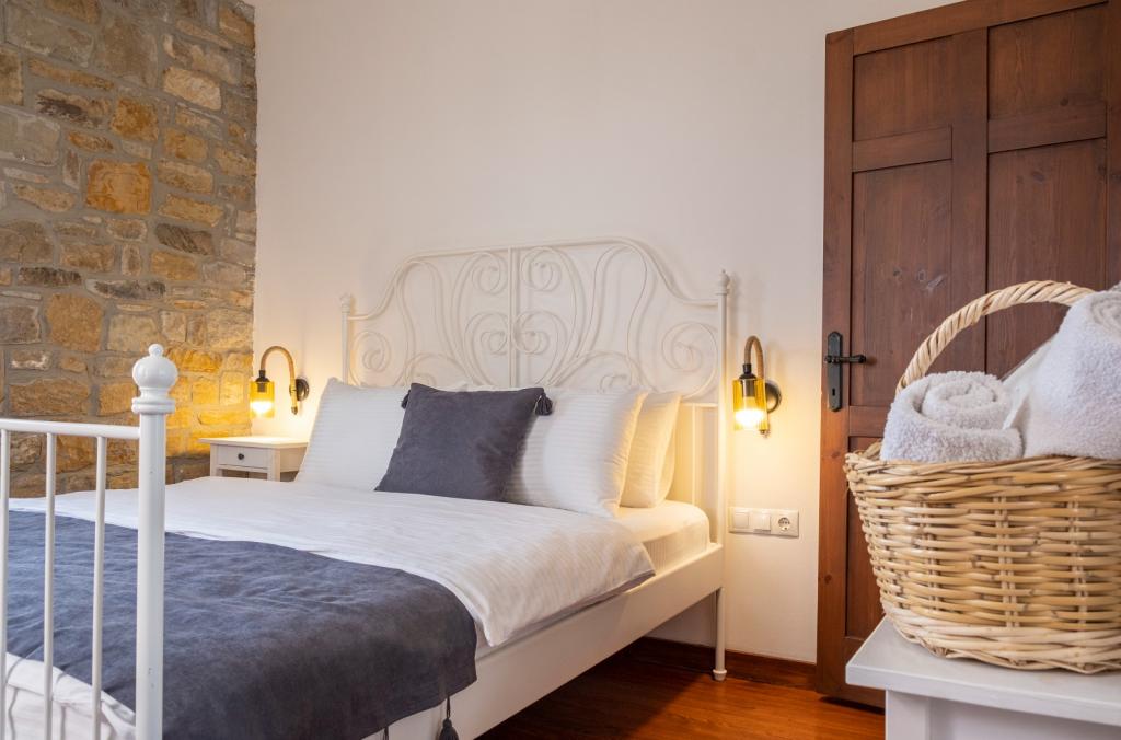 Salkım Butik Gökçeada