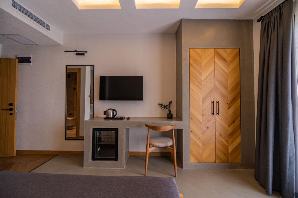 Leone Cunda Edition Otel(+12)