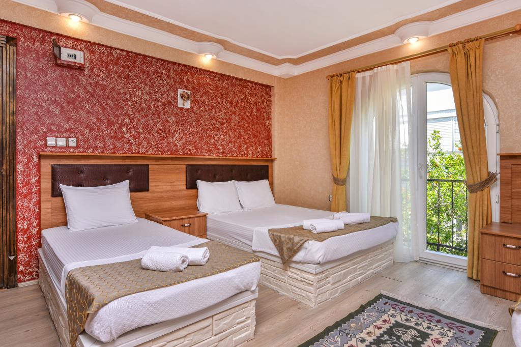 Türkevi Otel Sarımsaklı