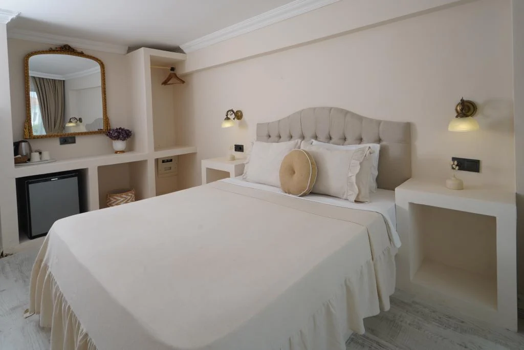 Cunda House Küçük Otel