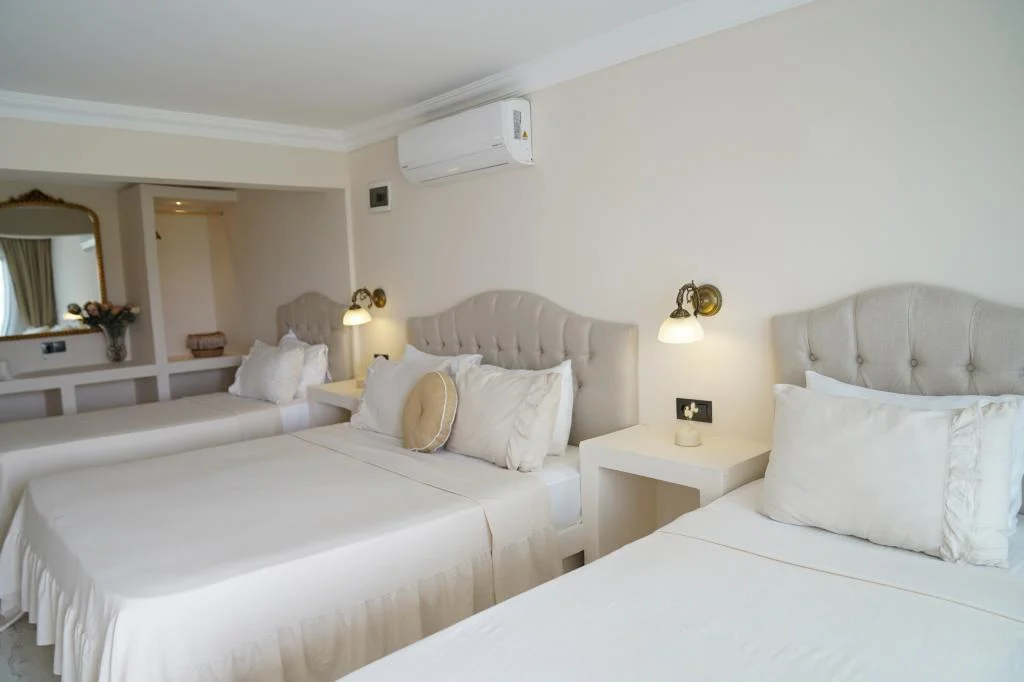 Cunda House Küçük Otel