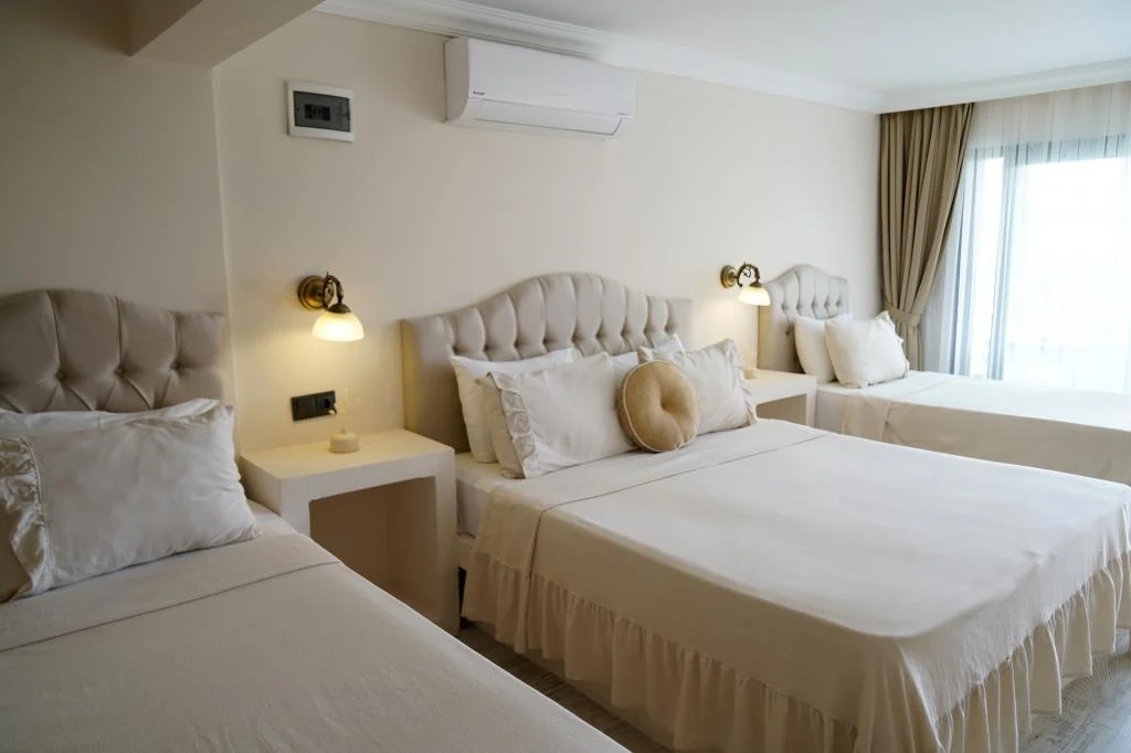 Cunda House Küçük Otel