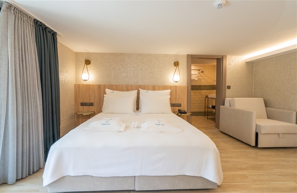 Cunda Pier +12 Adults