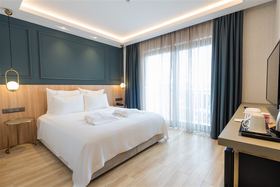 Cunda Pier +12 Adults