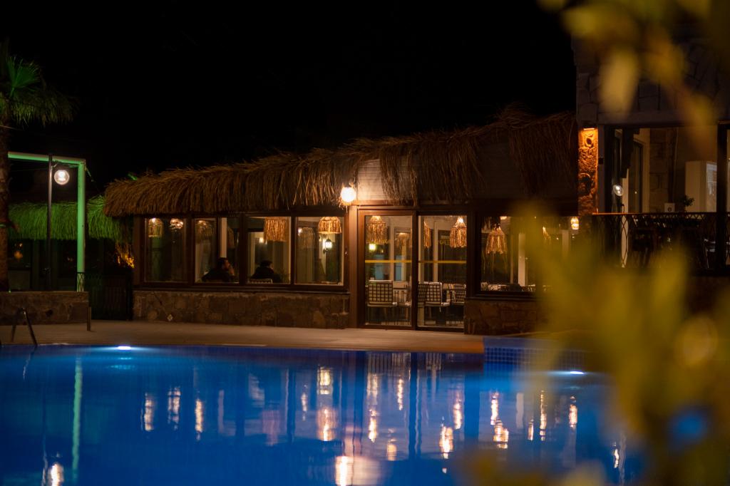 Assos Troy Beach Hotel