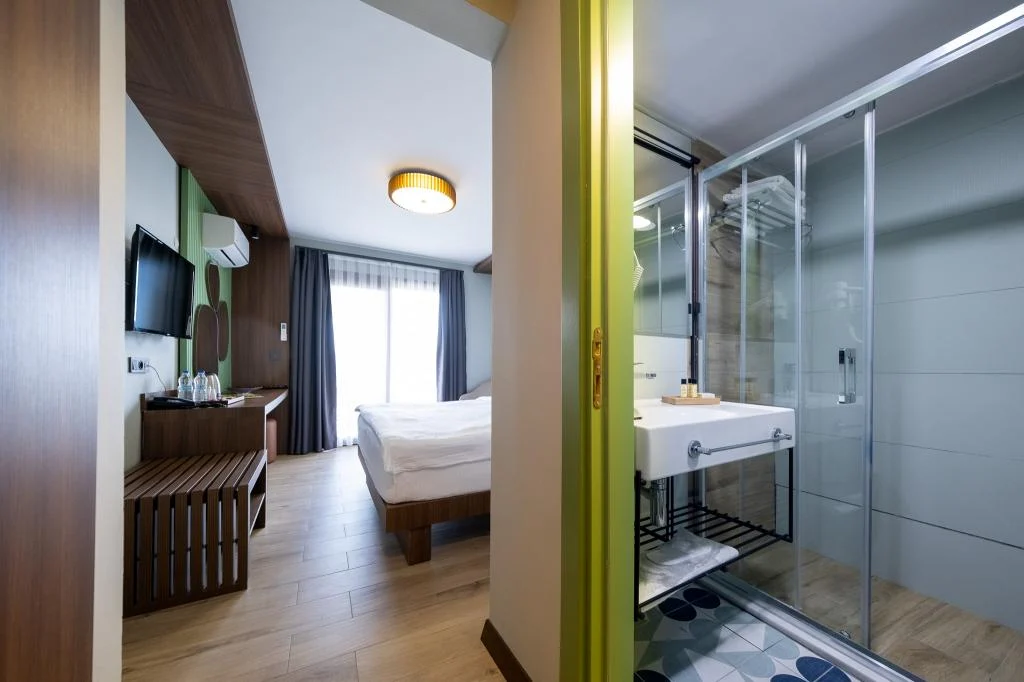 Assos Troy Beach Hotel