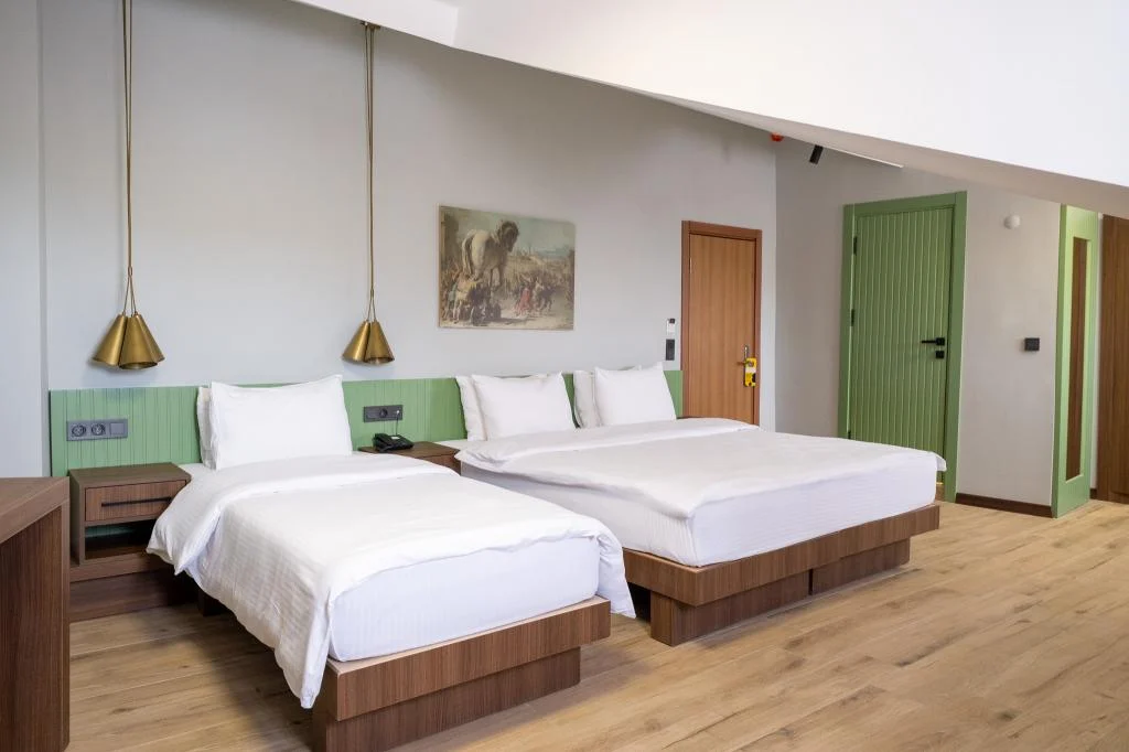 Assos Troy Beach Hotel