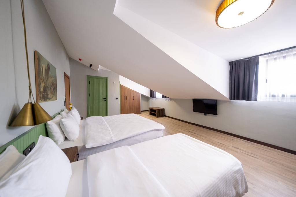 Assos Troy Beach Hotel