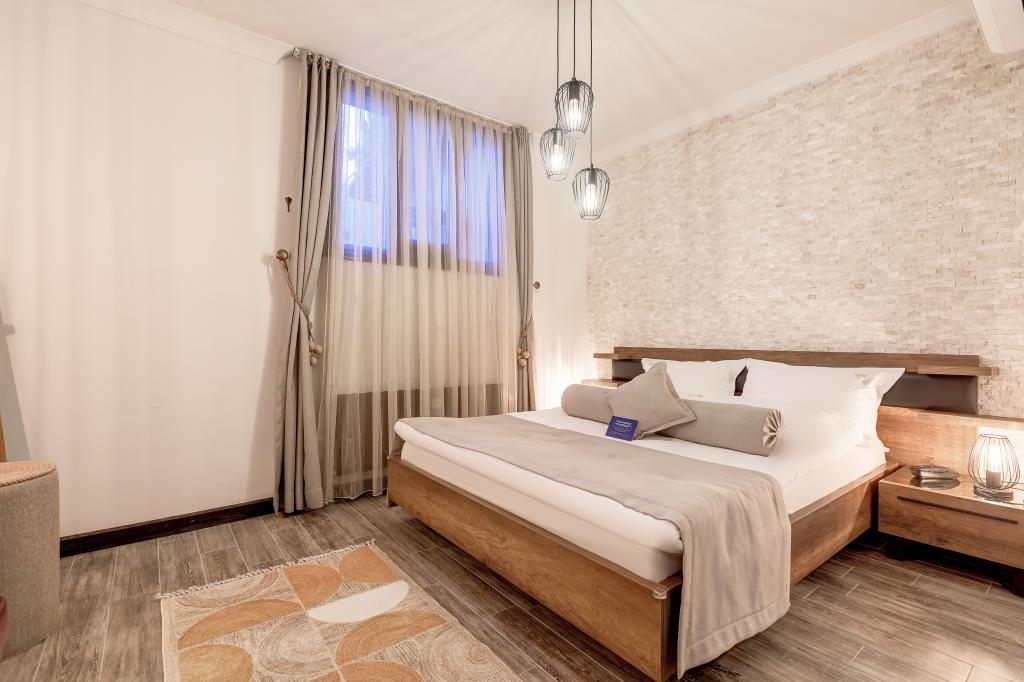 Parna Hotel +12 Adult