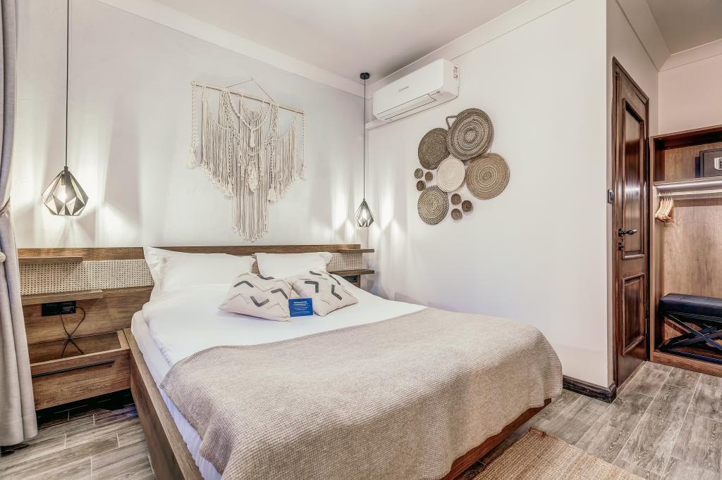 Parna Hotel +12 Adult