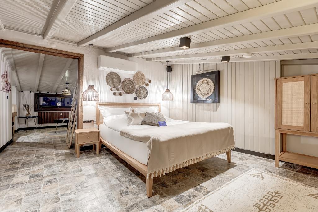 Parna Hotel +12 Adult