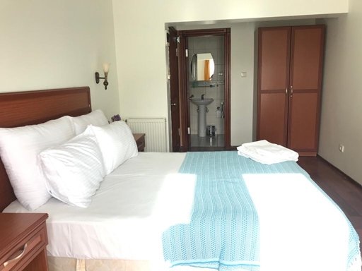 Menekşe Hotel Ayvalık