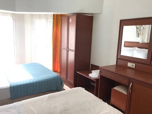 Menekşe Hotel Ayvalık