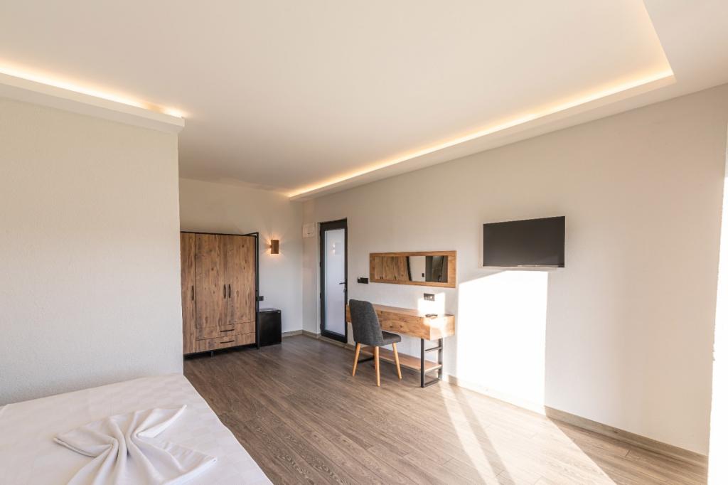 Tolstoy’un Bisikleti Otel