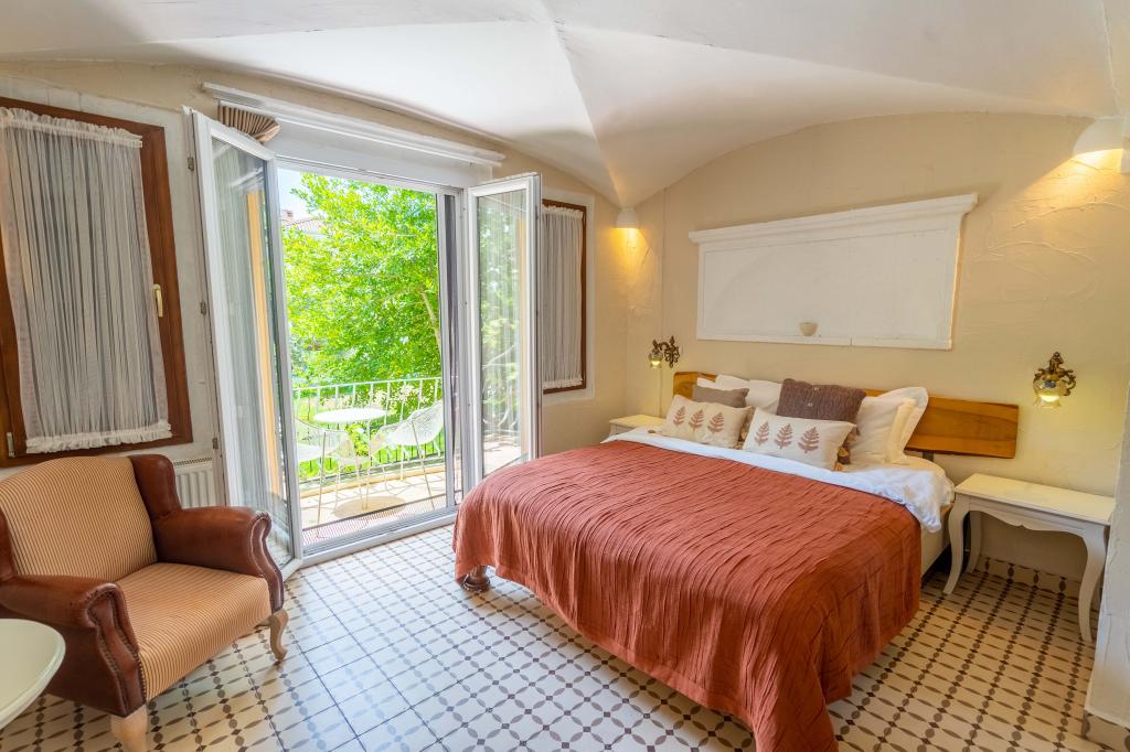 Cunda Battalos Küçük Otel +13