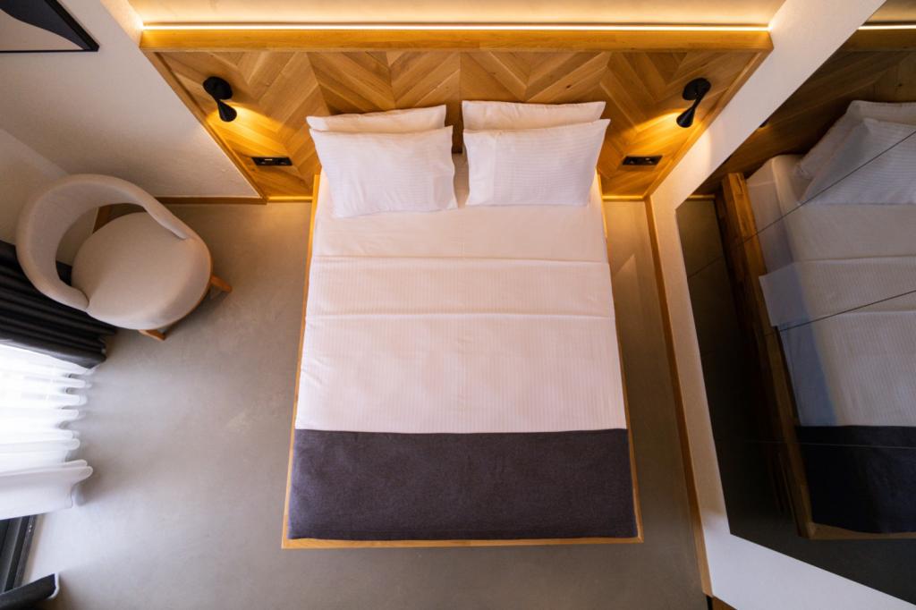 Leone Cunda Edition Otel(+12)