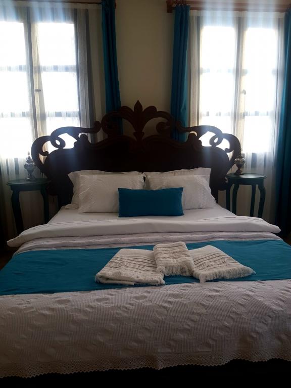 Ayvalık Rebetiko Otel