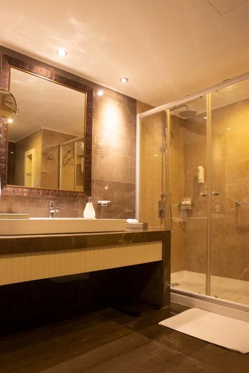 Kolin Hotel Spa & Convention Center