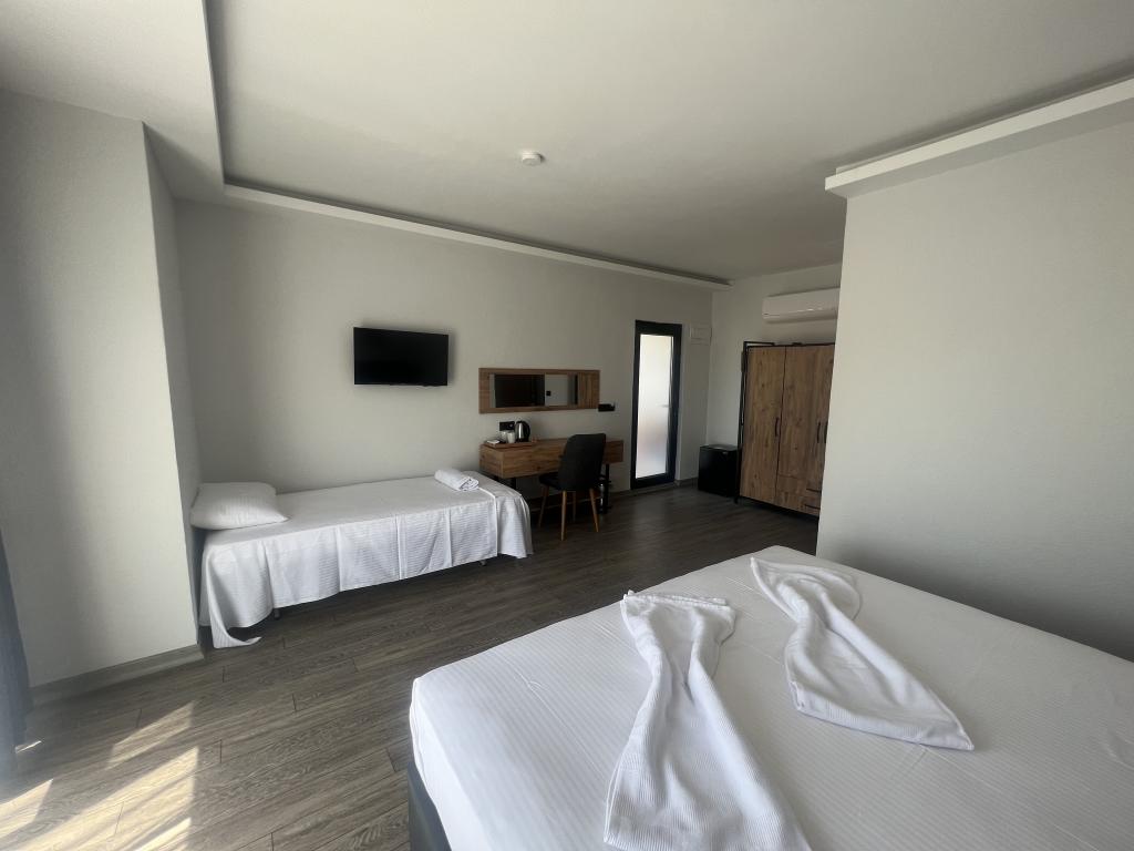 Tolstoy’un Bisikleti Otel